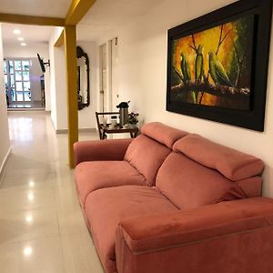 Habitación Económica con 2 Camas Individuales